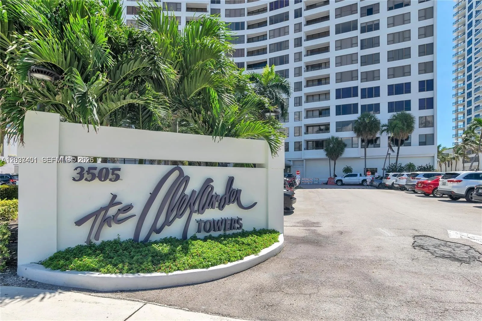 Foto de propiedad en 3505 S Ocean Drive 208, Hollywood, FL 33019 Hollywood con MLS# 
