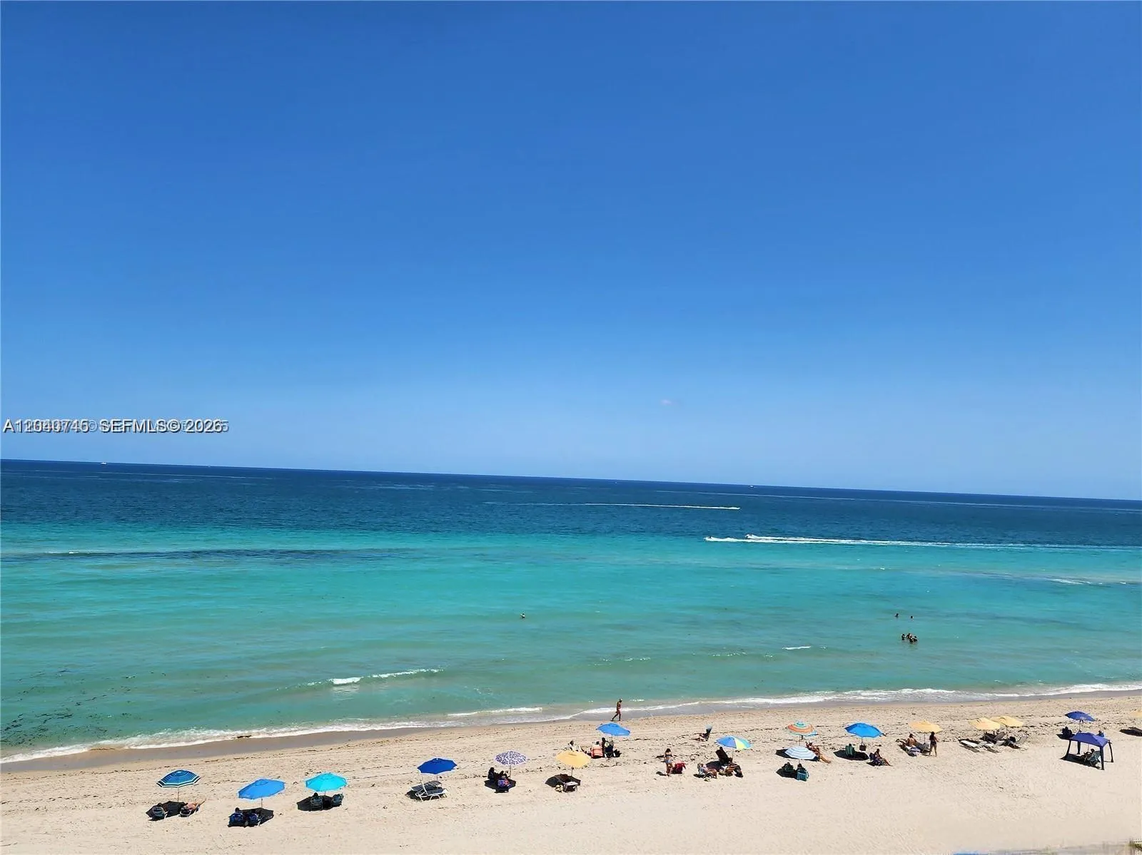 Foto de propiedad en 3505 S Ocean Drive PENTHOUSE 1502, Hollywood, FL 33019 Hollywood con MLS#