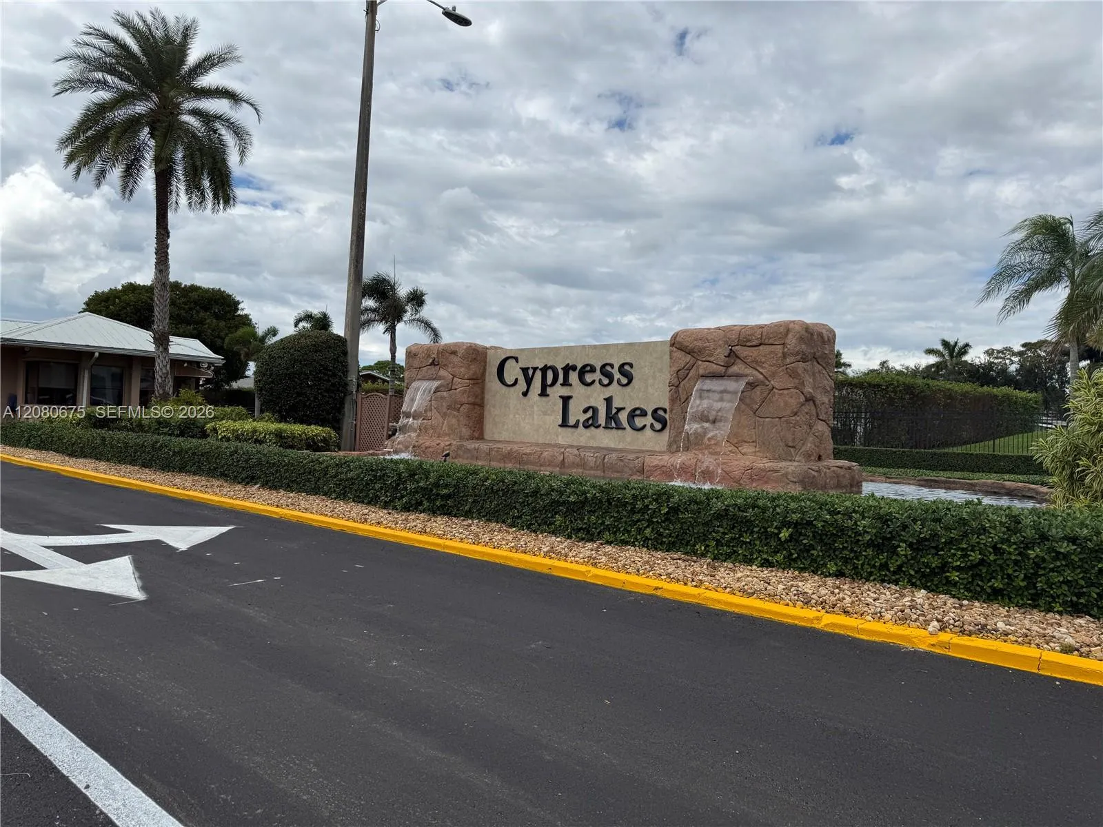 Foto de propiedad en 3518 Cypress Trail 107, West Palm Beach, FL 33417 West Palm Beach con MLS# 