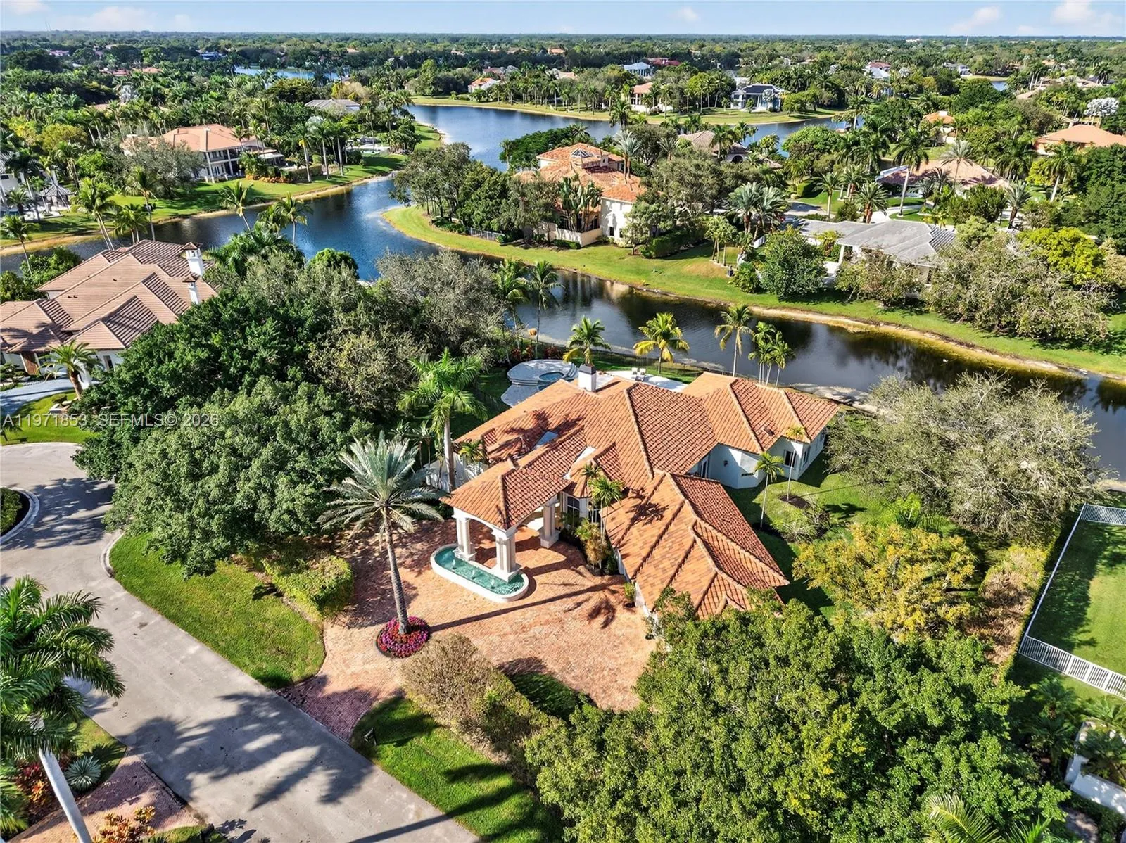 Foto de propiedad en 3520 Paddock Road, Weston, FL 33331 Weston con MLS# 