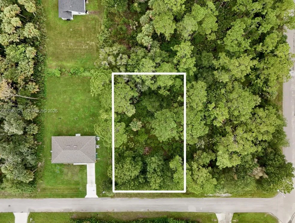 Foto de propiedad en 3523 50th Street W, Lehigh Acres, FL 33971 Lehigh Acres con MLS# 