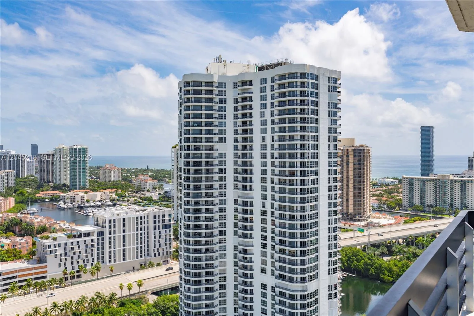 En Renta 3530 Mystic Pointe Drive 3206, Aventura, FL 33180, Aventura, FL 33180