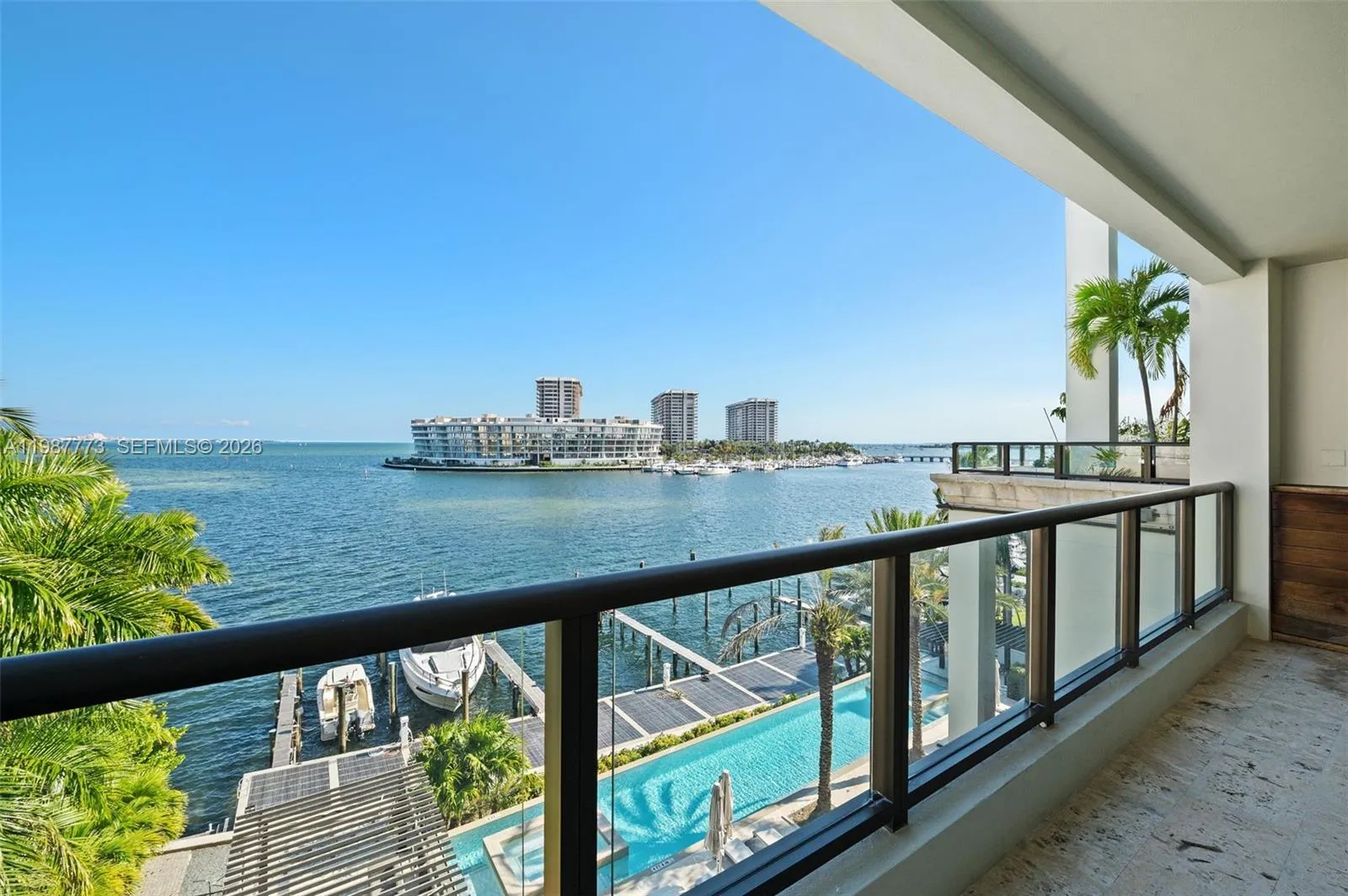 Foto de propiedad en 3535 Hiawatha Avenue 502, Miami, FL 33133 Miami con MLS# 