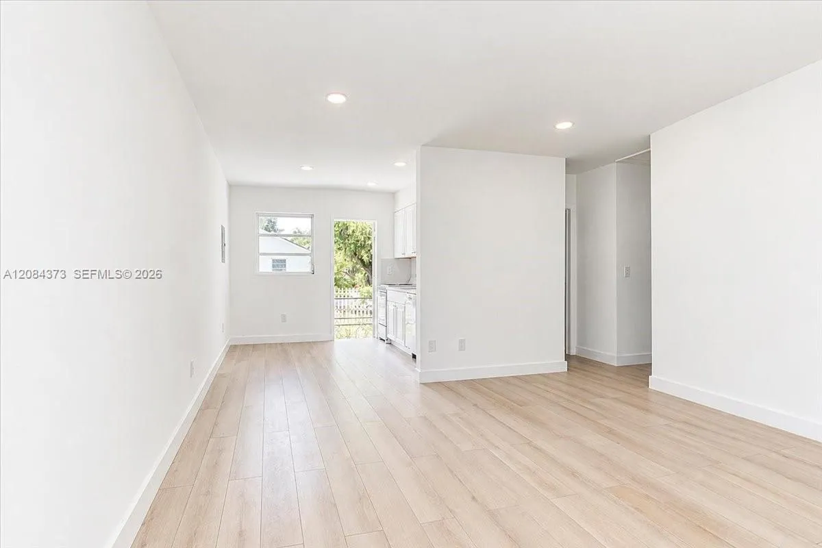 En Renta 355 NE 55th Terrace 2, Miami, FL 33137, Miami, FL 33137