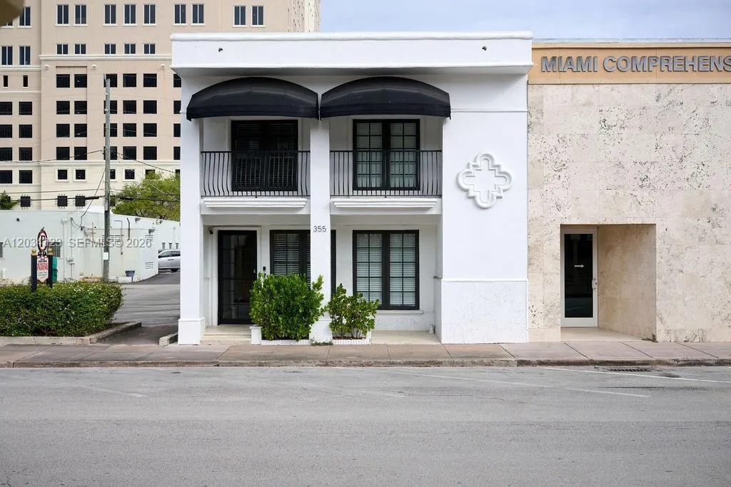 En Venta 355 Palermo Avenue, Coral Gables, FL 33134, Coral Gables, FL 33134