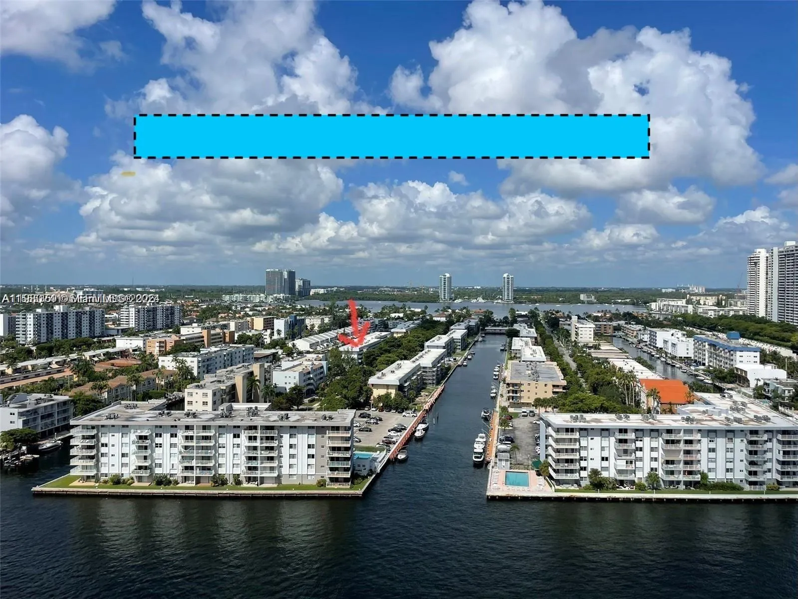 Foto de propiedad en 3550 NE 169th Street 303, North Miami Beach, FL 33160 North Miami Beach con MLS# 
