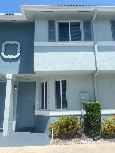 Foto de propiedad en 3558 Oleander Terrace 3558, Riviera Beach, FL 33404 Riviera Beach con MLS# 