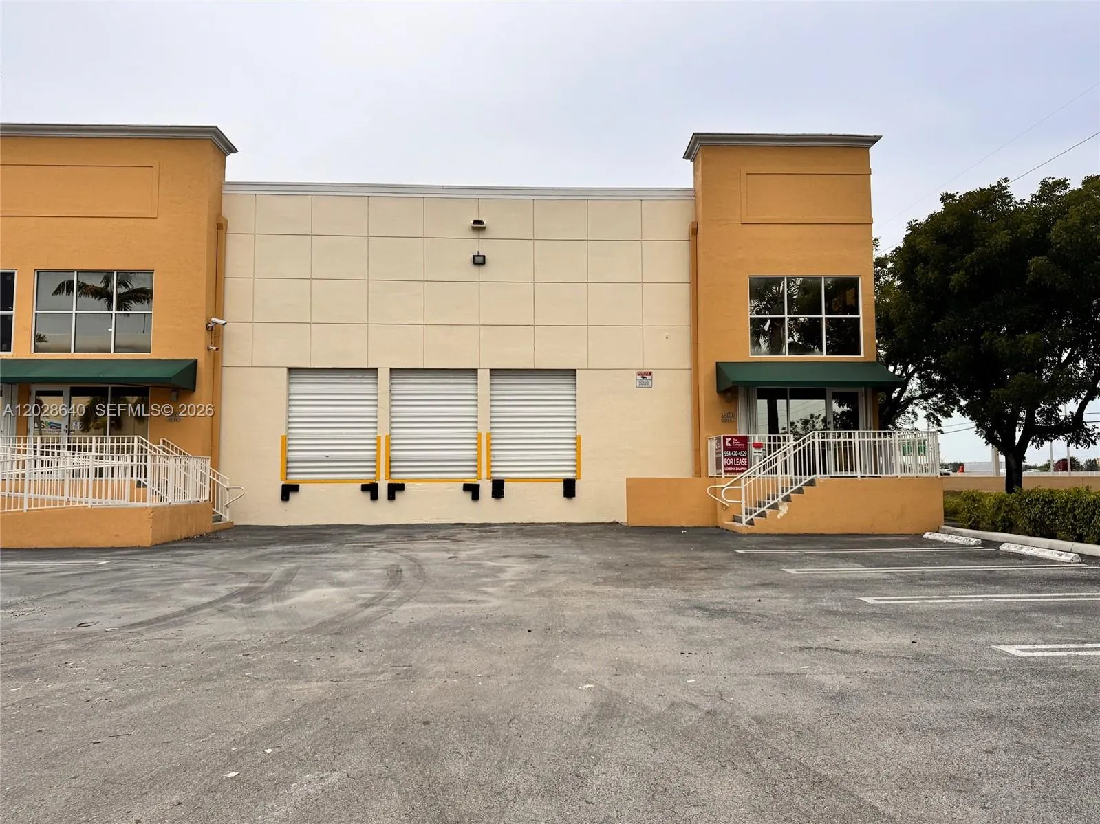 Foto de propiedad en 3560 NW 115th Avenue 3560, Doral, FL 33178 Doral con MLS# 