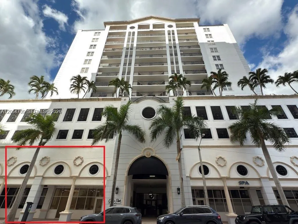 Foto de propiedad en 357 Almeria Avenue 103, Coral Gables, FL 33134 Coral Gables con MLS# 