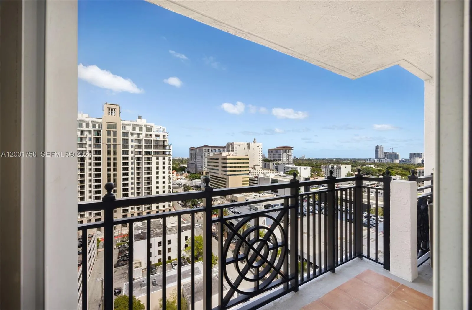 Foto de propiedad en 357 Almeria Avenue 1507, Coral Gables, FL 33134 Coral Gables con MLS# 