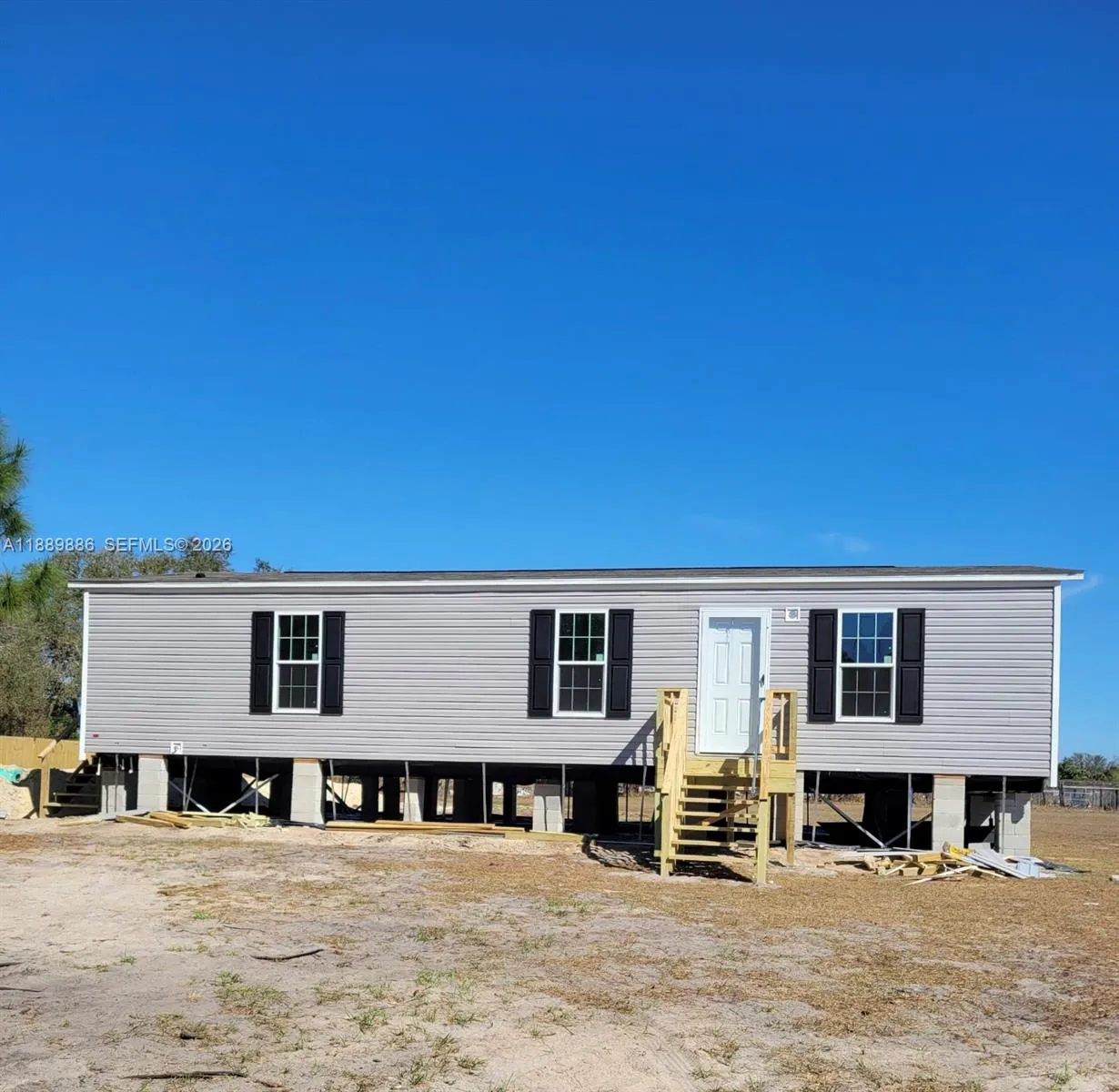 Foto de propiedad en 357 Horse Club, Clewiston, FL 33440 Clewiston con MLS# 