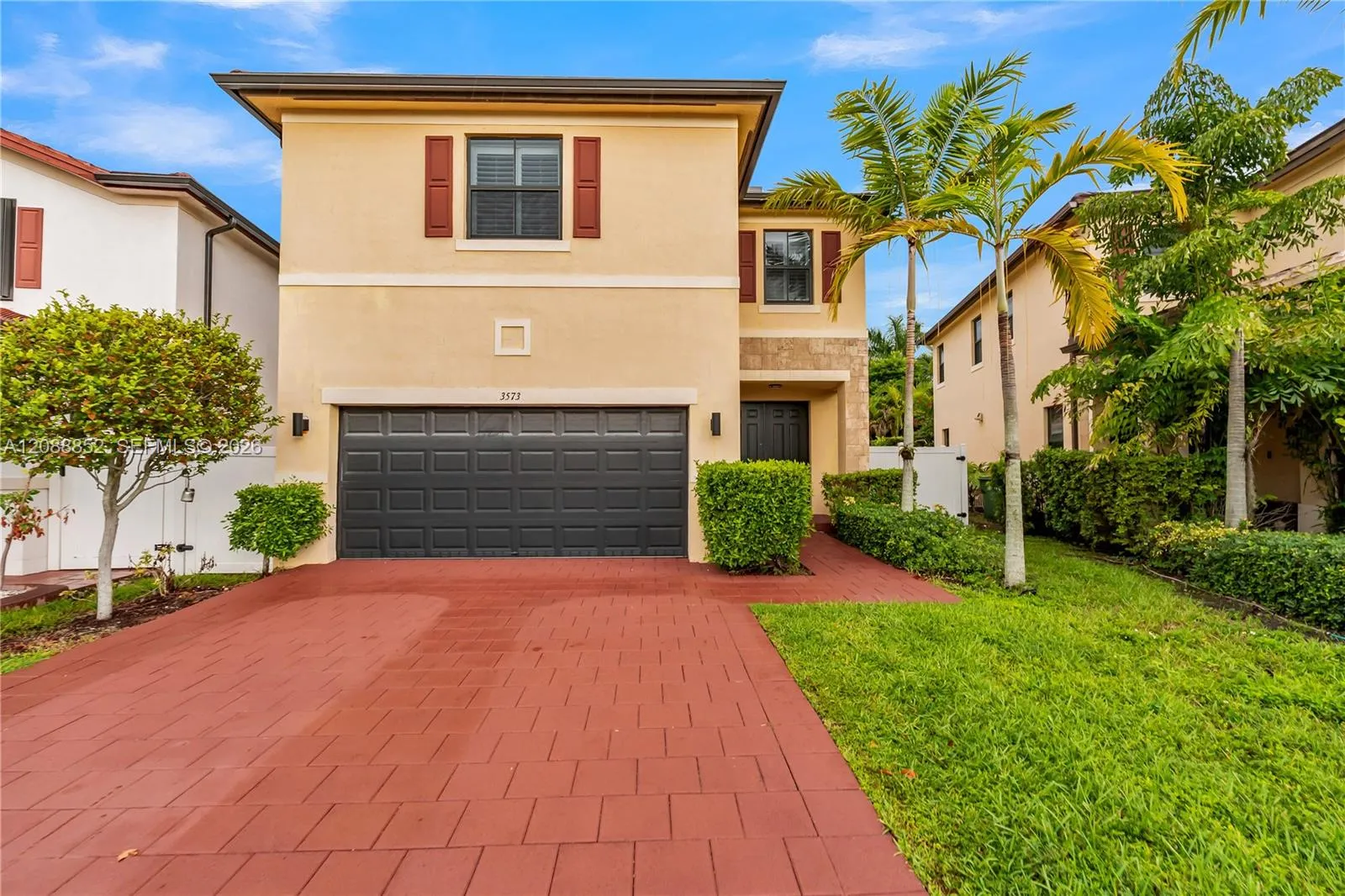Foto de propiedad en 3573 W 106th Terrace, Hialeah, FL 33018 Hialeah con MLS# 