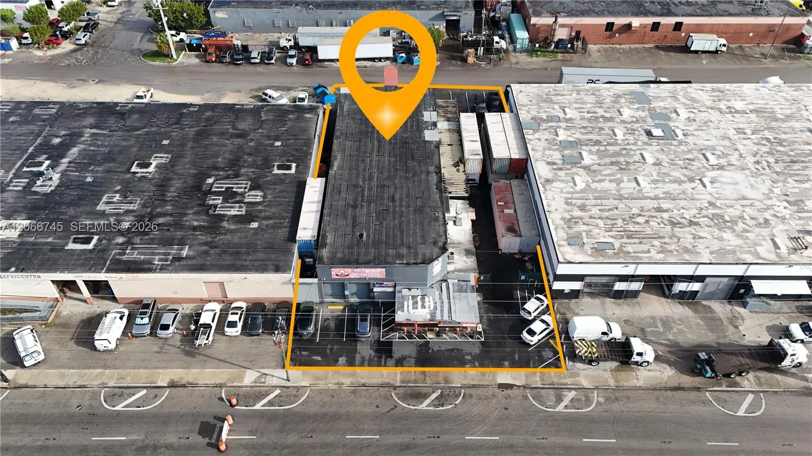 En Venta 3595 NW 54th Street, Hialeah, FL 33142, Hialeah, FL 33142