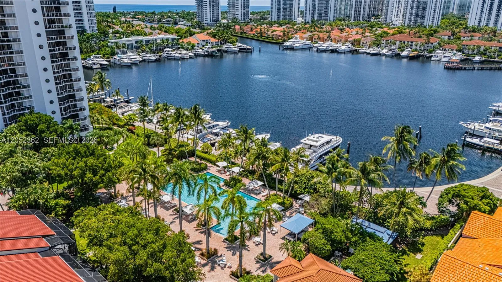 Vendido 3598 Yacht Club Drive 601+DEN, Aventura, FL 33180, Aventura, FL 33180
