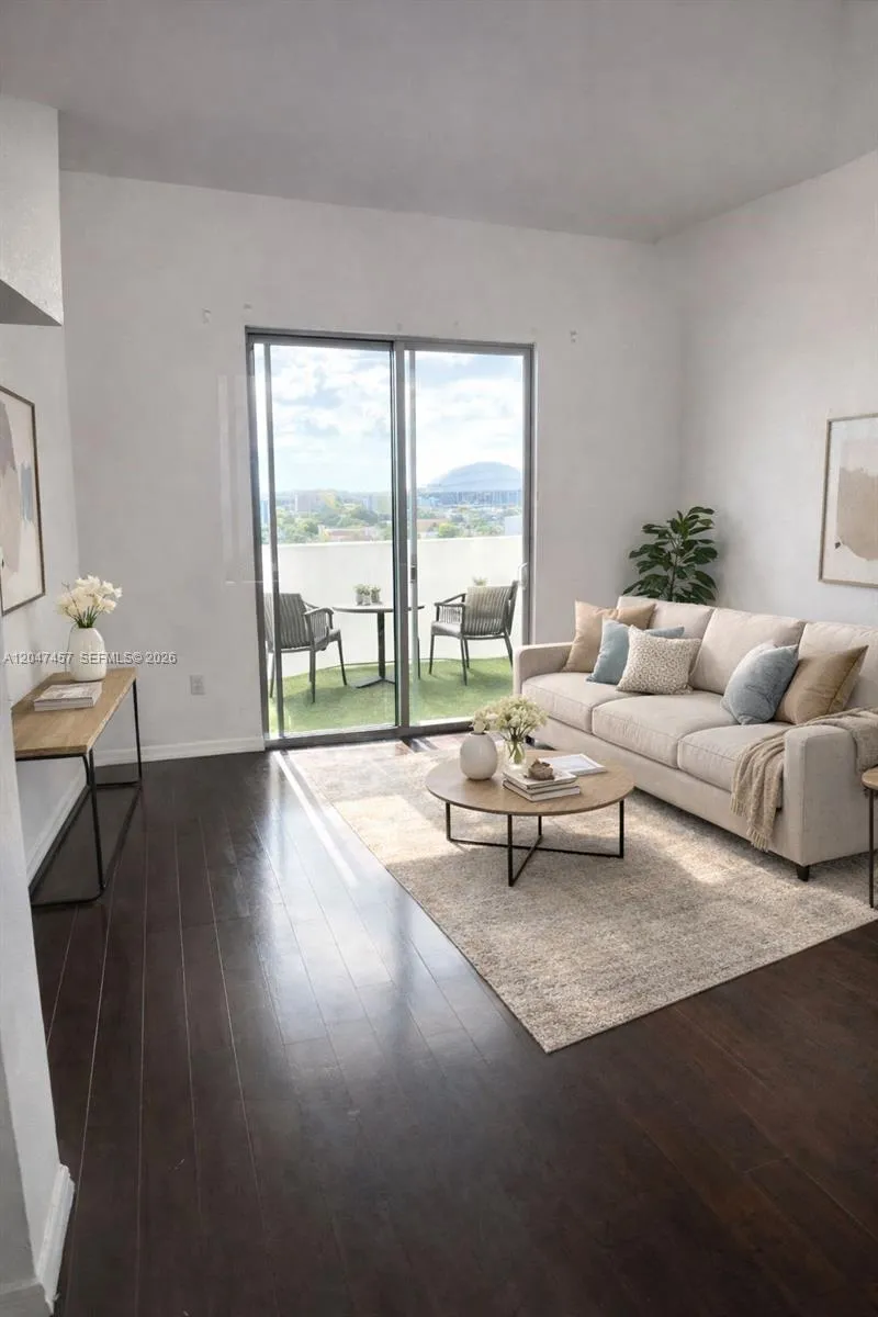 En Venta 36 NW 6th Avenue TS-1, Miami, FL 33128, Miami, FL 33128