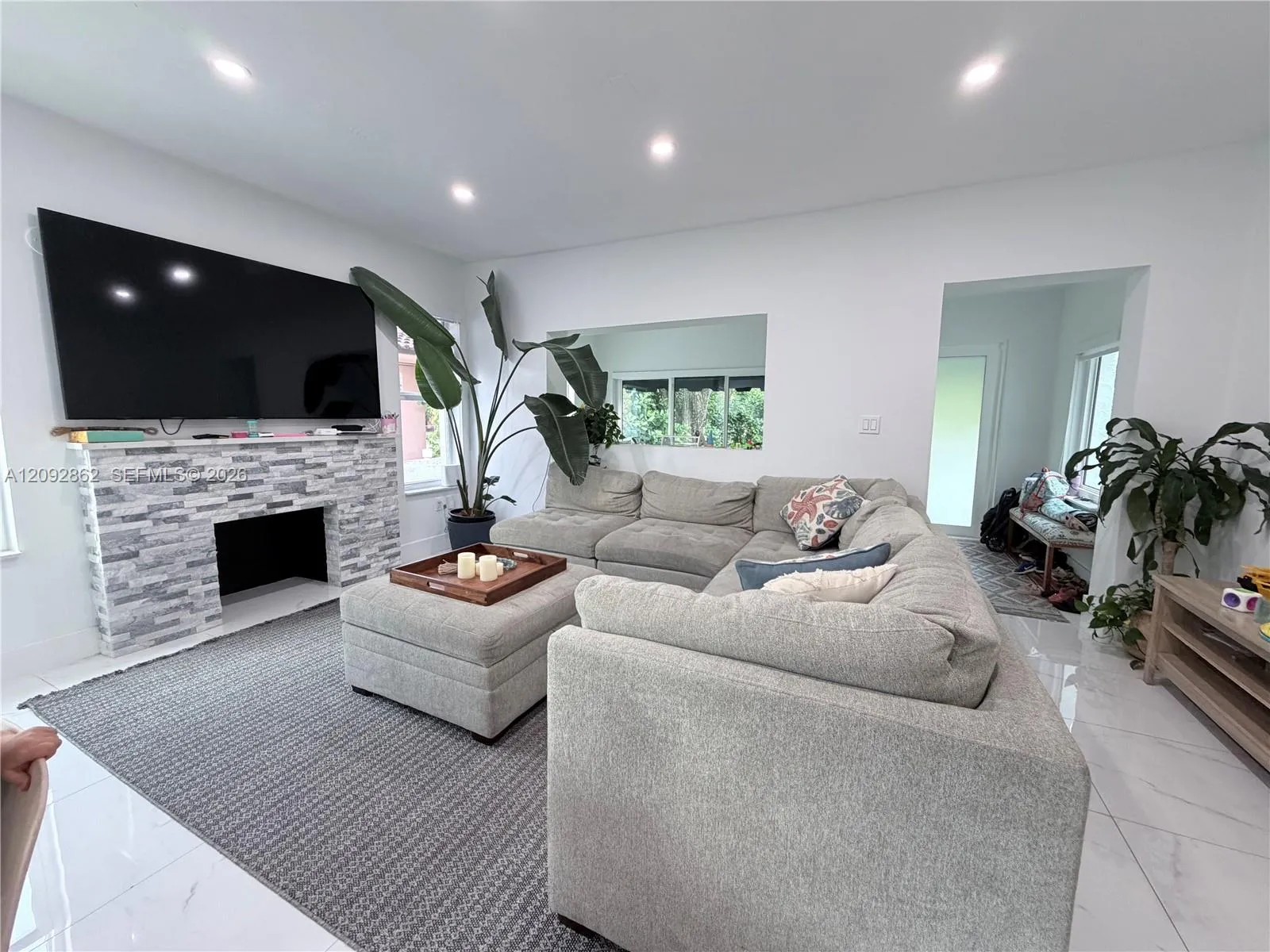 En Renta 360 SW 20th Road, Miami, FL 33129, Miami, FL 33129