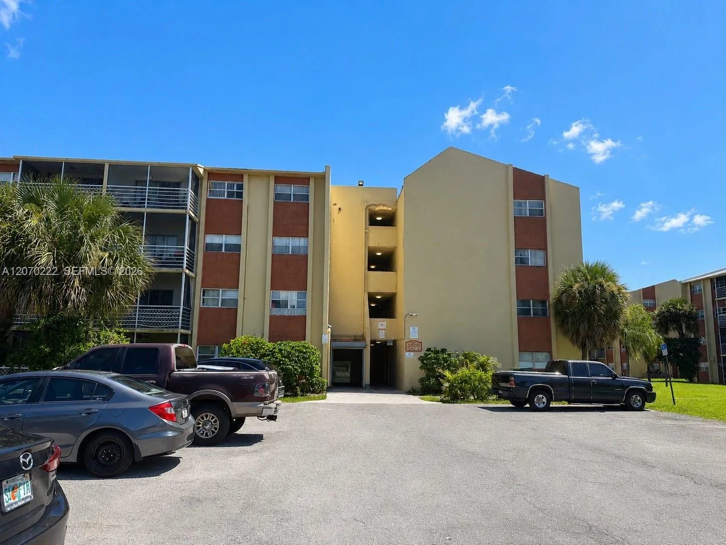 En Venta 3600 NW 21st Street 313, Lauderdale Lakes, FL 33311, Lauderdale Lakes, FL 33311
