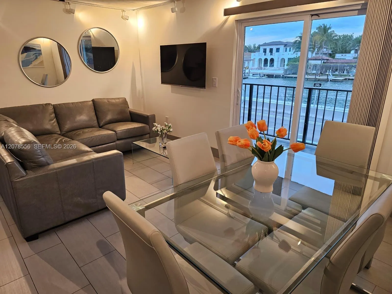 Foto de propiedad en 3605 Indian Creek Drive 203, Miami Beach, FL 33140 Miami Beach con MLS# 