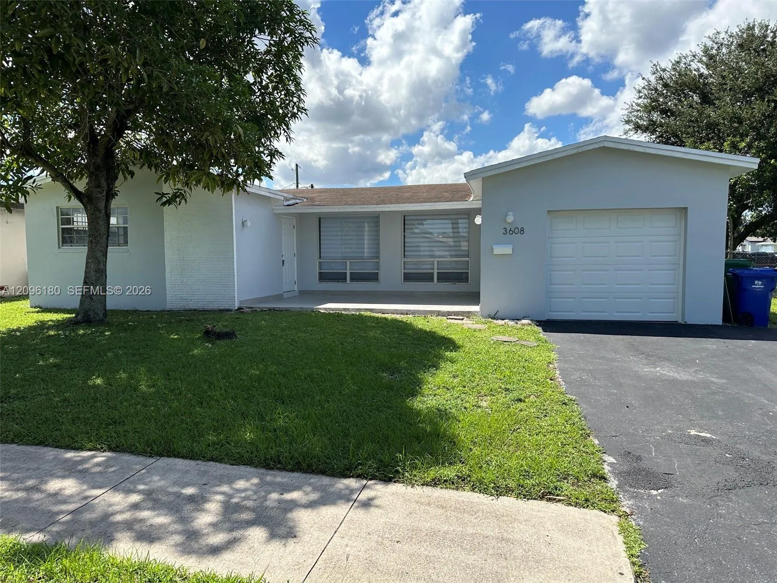 En Venta 3608 Island Drive, Miramar, FL 33023, Miramar, FL 33023