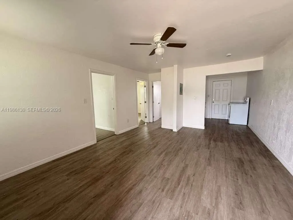 Foto de propiedad en 3608 Sammy Watkins 2, Fort Myers, FL 33901 Fort Myers con MLS# 