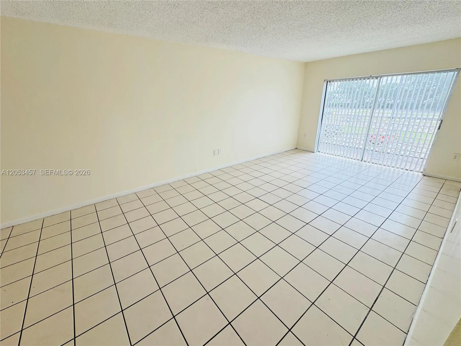 En Venta 3610 NW 21st Street 205, Lauderdale Lakes, FL 33311, Lauderdale Lakes, FL 33311
