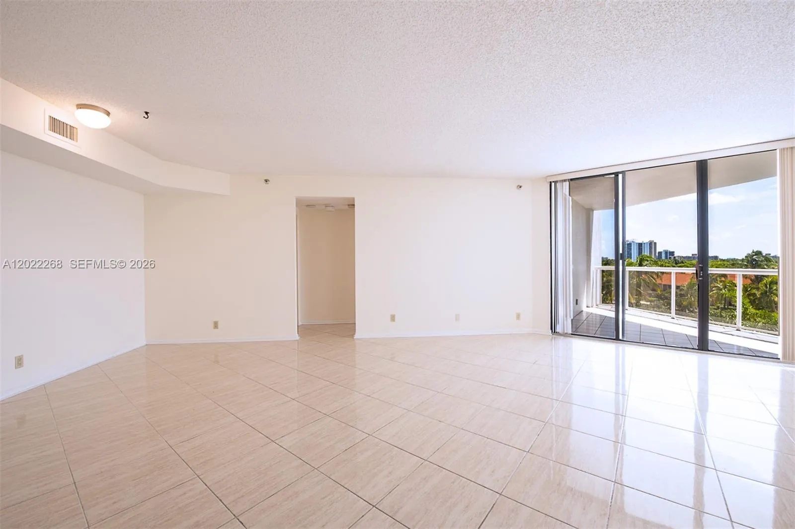 Foto de propiedad en 3610 Yacht Club Drive 511, Aventura, FL 33180 Aventura con MLS# 