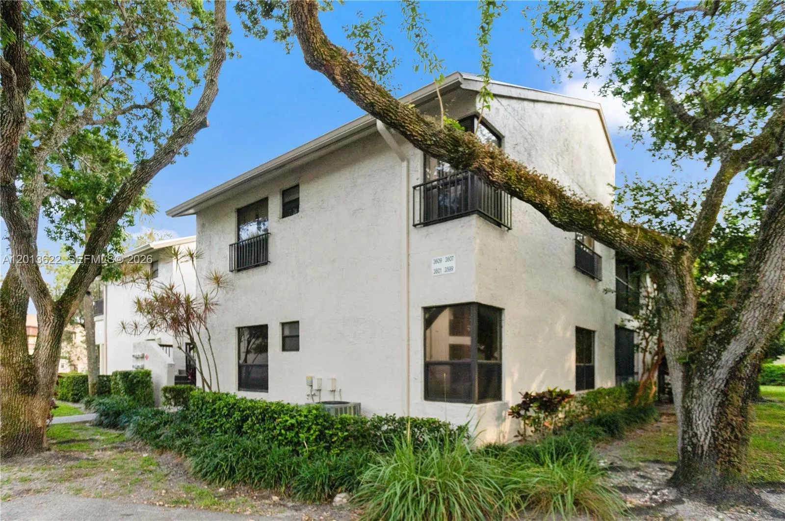 Vendido 3611 NW 35th Street 1647, Coconut Creek, FL 33066, Coconut Creek, FL 33066