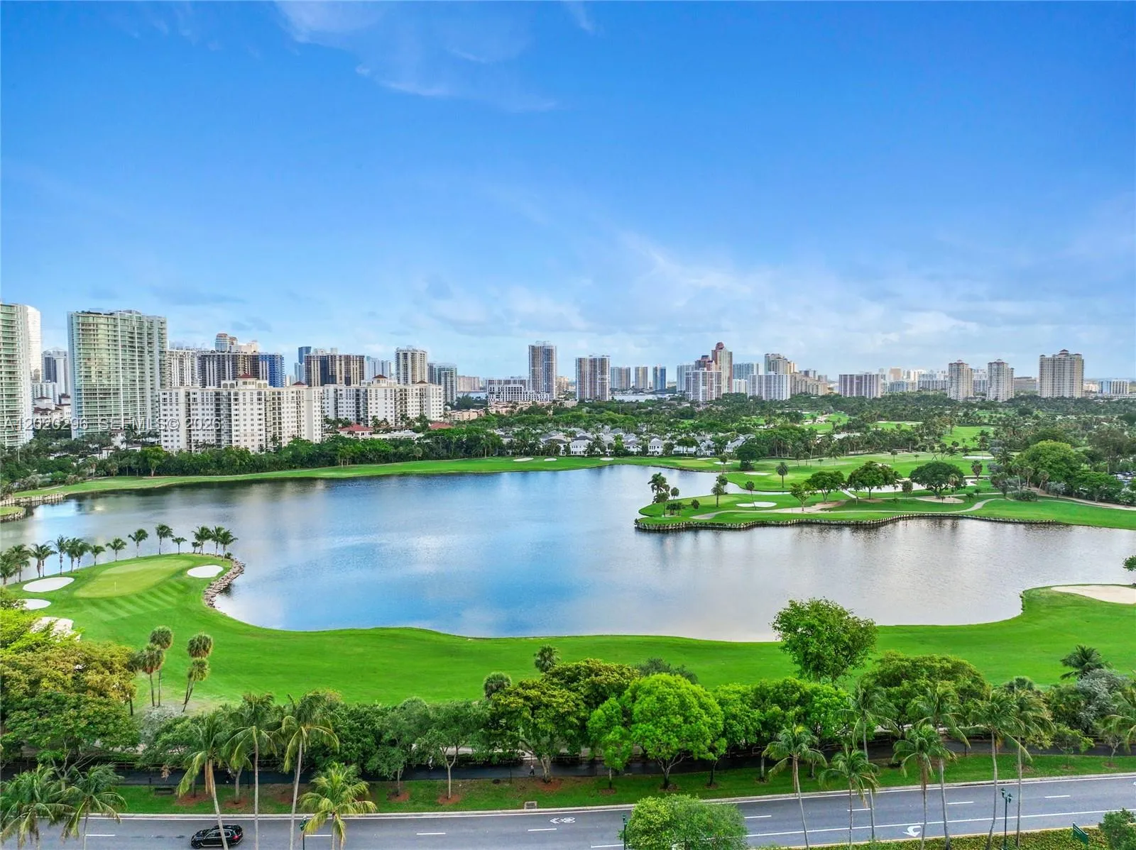 Foto de propiedad en 3625 N Country Club Drive 1203, Aventura, FL 33180 Aventura con MLS# 