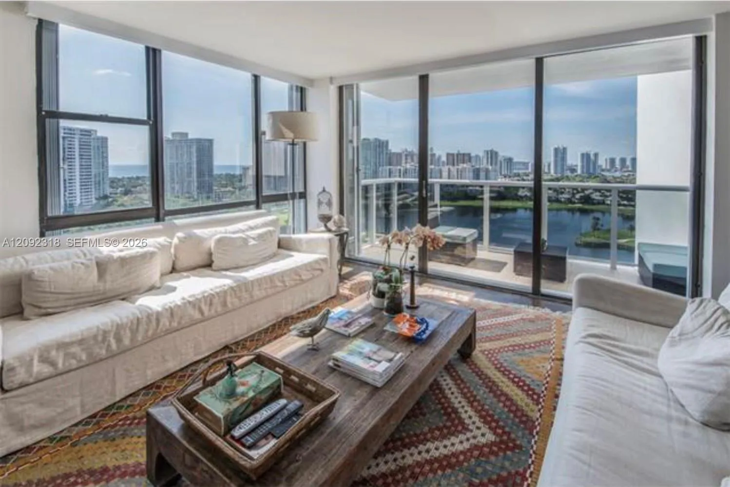 En Venta 3625 N Country Club Drive 2003, Aventura, FL 33180, Aventura, FL 33180