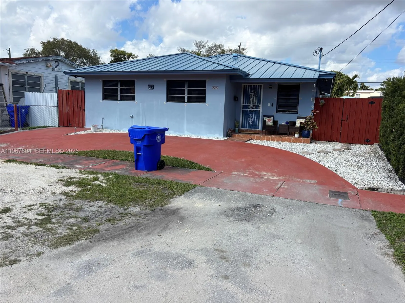 Vendido 3625 SW 6 Street, Miami, FL 33135, Miami, FL 33135