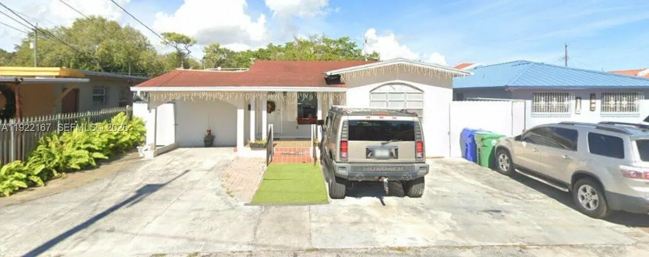 Vendido 3631 SW 6th Street, Miami, FL 33135, Miami, FL 33135