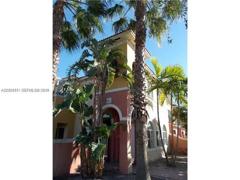 En Venta 3632 NW 30th Court 10F, Lauderdale Lakes, FL 33311, Lauderdale Lakes, FL 33311