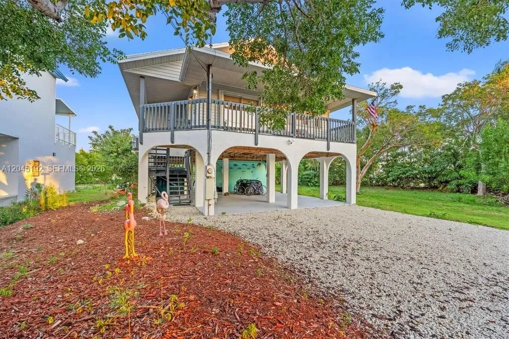 Foto de propiedad en 3635 Trade Winds Street, Big Pine Key, FL 33043 Big Pine Key con MLS# 