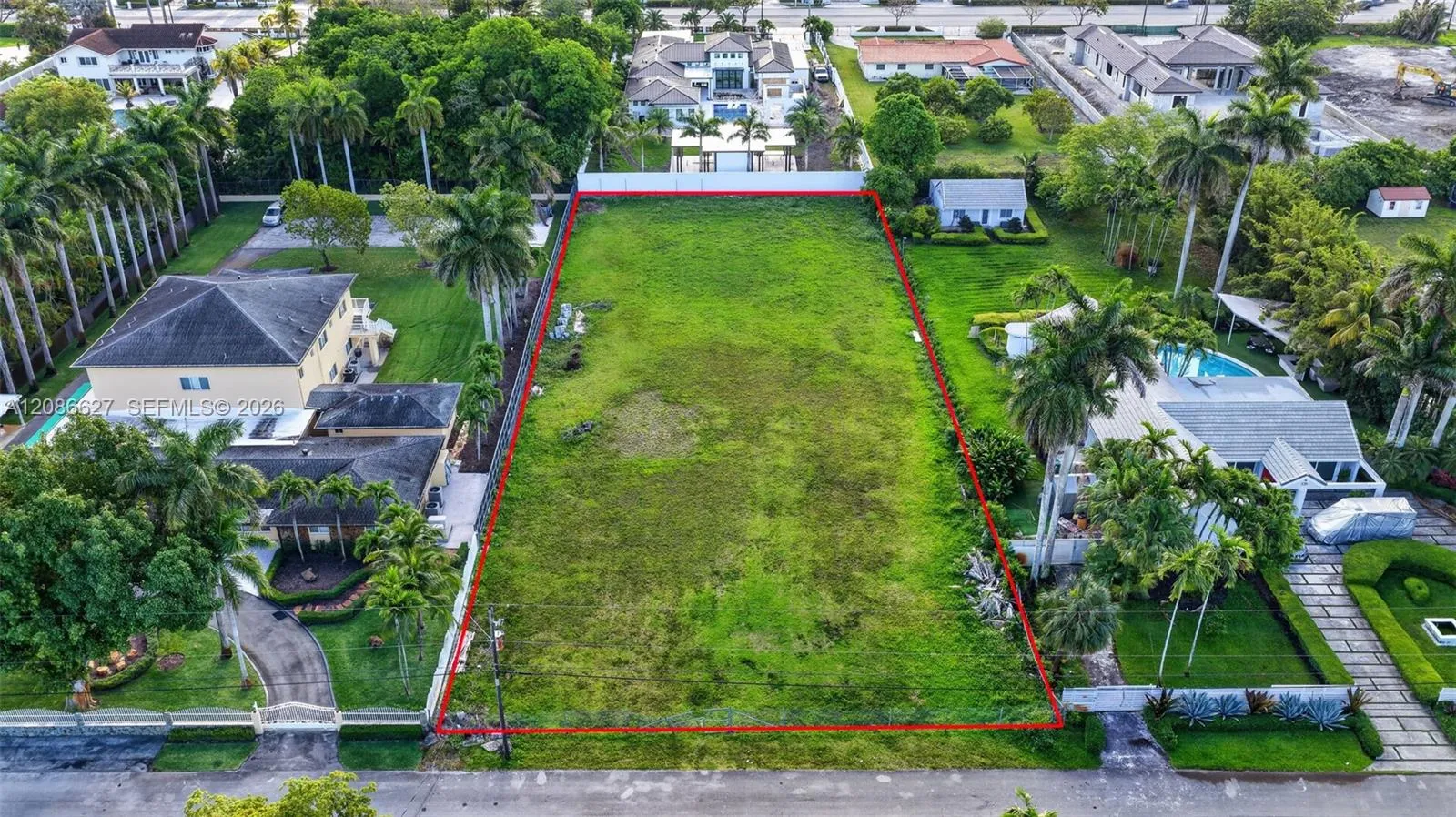 Foto de propiedad en 365 NW 128 Avenue, Sweetwater, FL 33182 Sweetwater con MLS# 