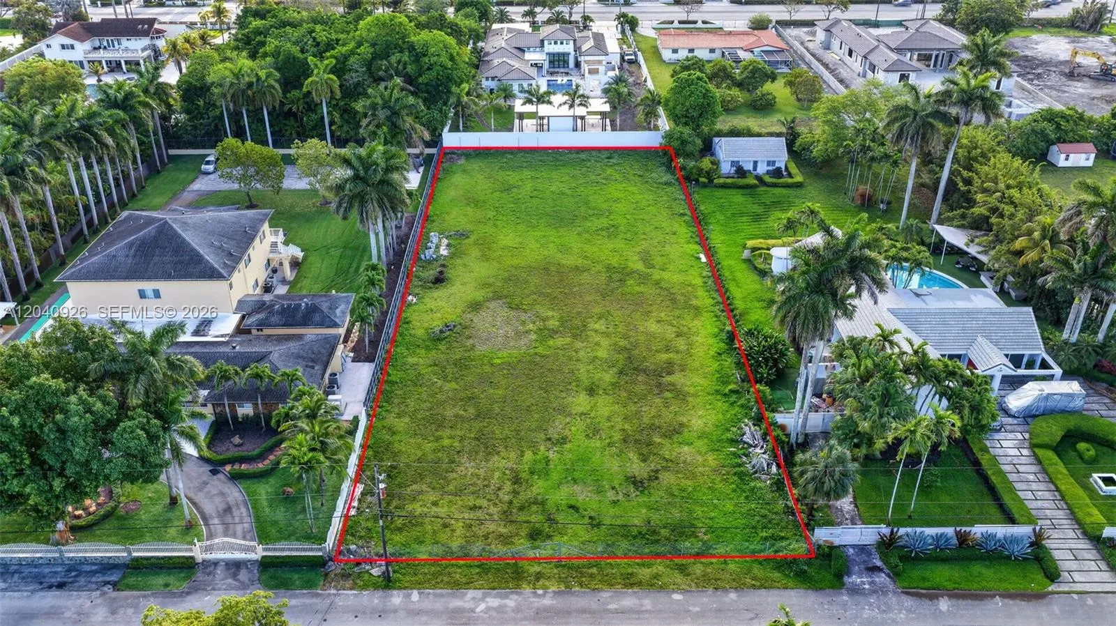 Foto de propiedad en 365 NW 128th Avenue, Sweetwater, FL 33182 Sweetwater con MLS# 