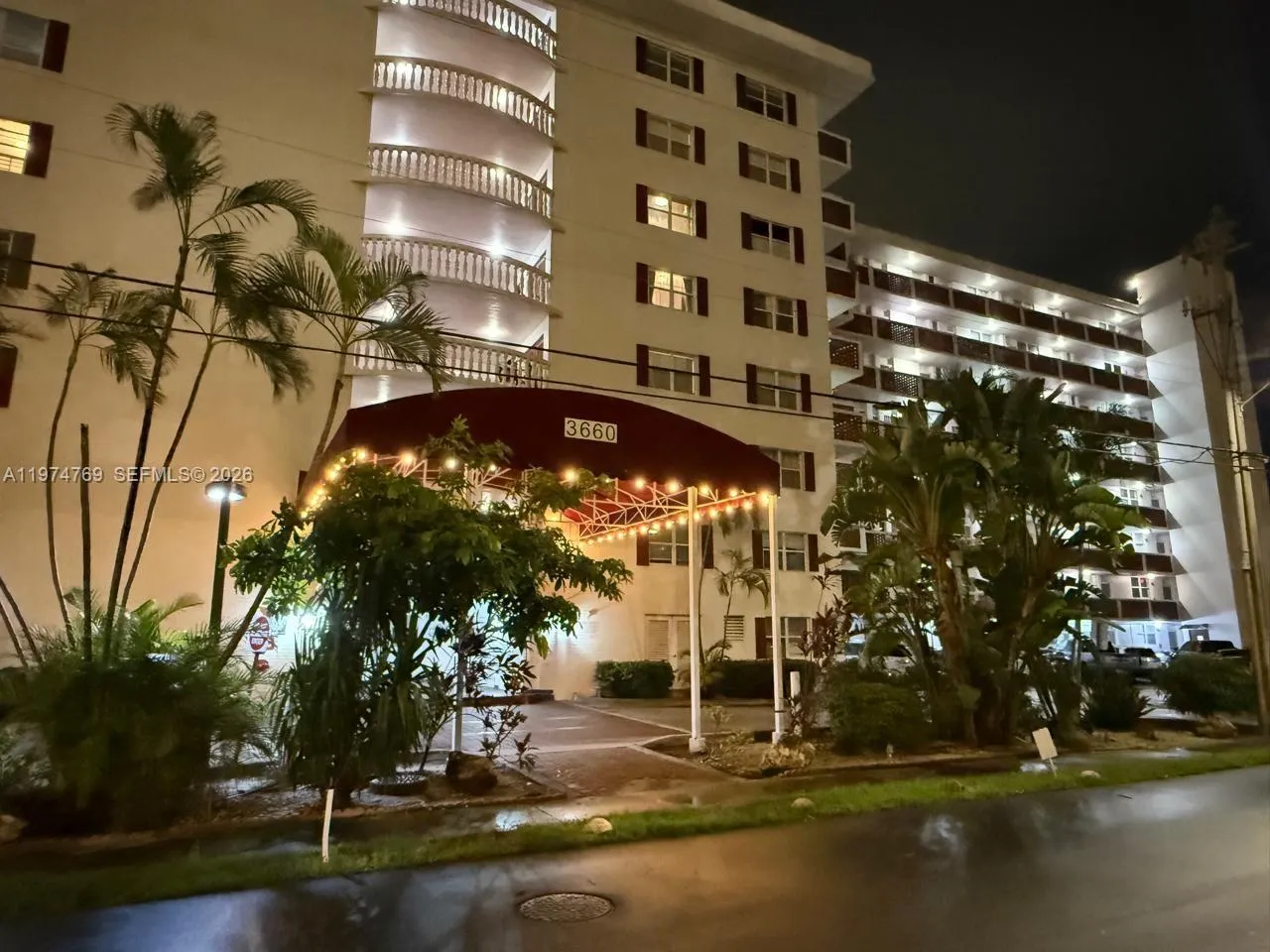 En Renta 3660 NE 166th Street 212, North Miami Beach, FL 33160, North Miami Beach, FL 33160