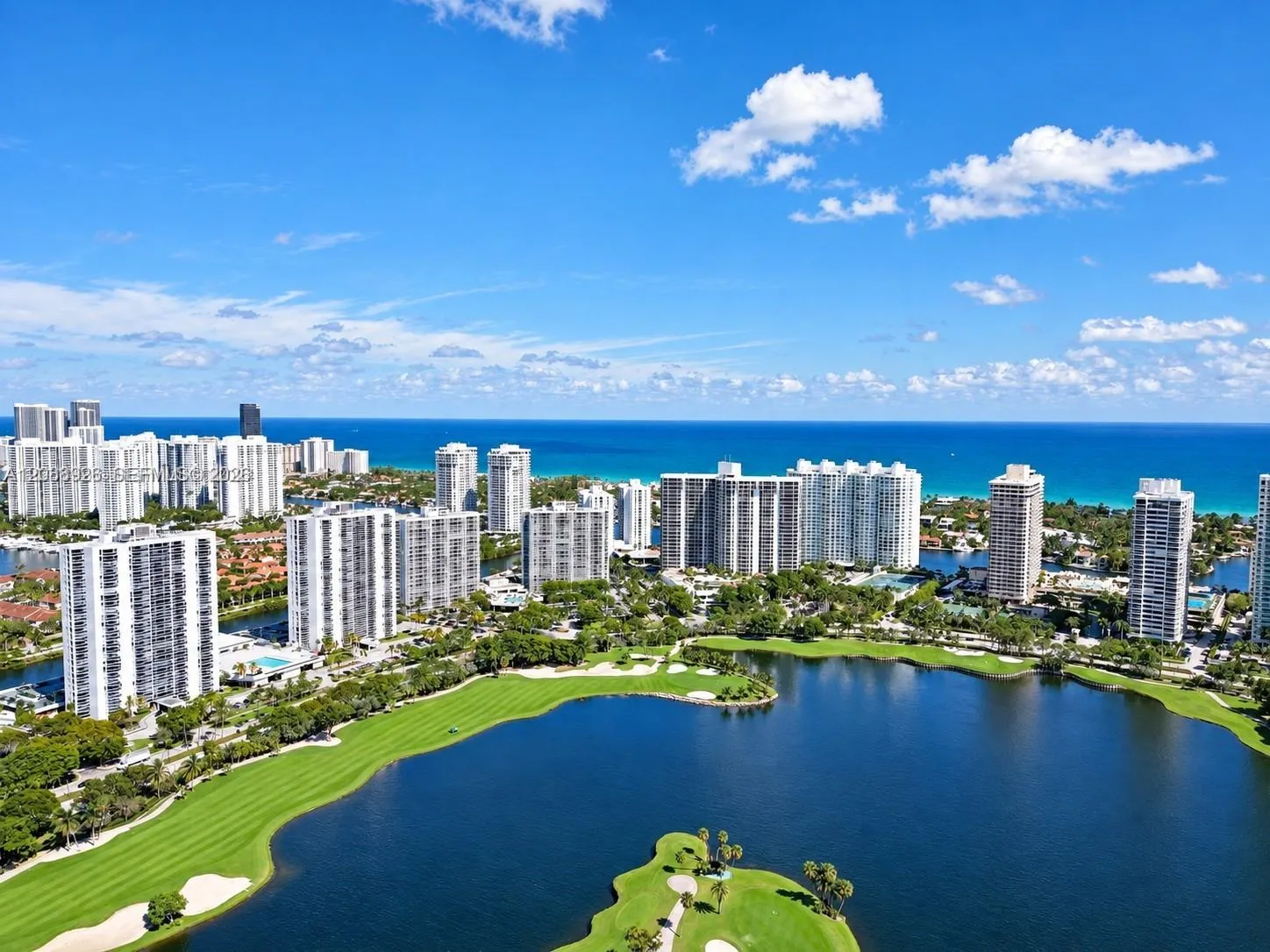 En Venta 3675 N Country Club Drive 1006, Aventura, FL 33180, Aventura, FL 33180