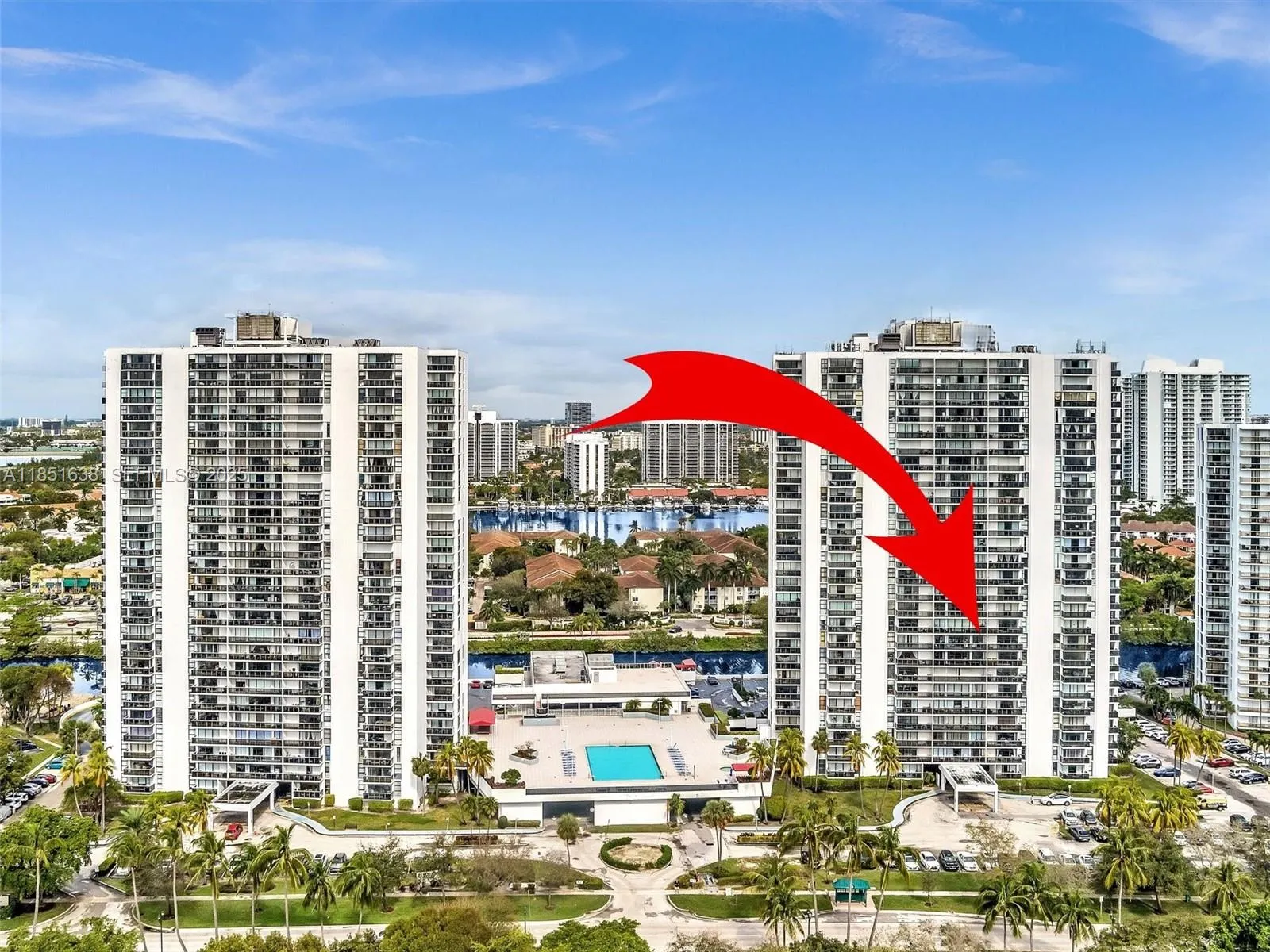 Foto de propiedad en 3675 N Country Club Drive 707, Aventura, FL 33180 Aventura con MLS# 