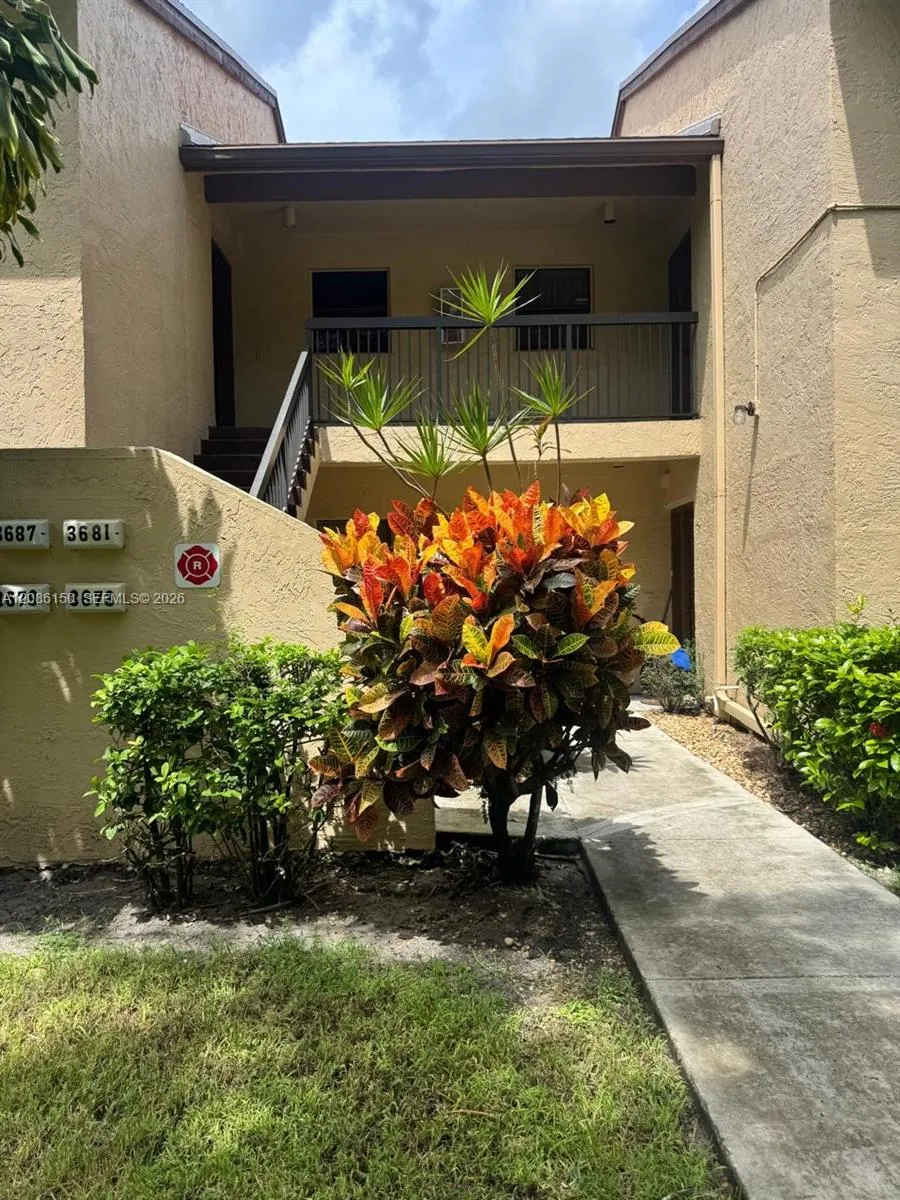 En Renta 3679 Cocoplum Circle 3528, Coconut Creek, FL 33063, Coconut Creek, FL 33063
