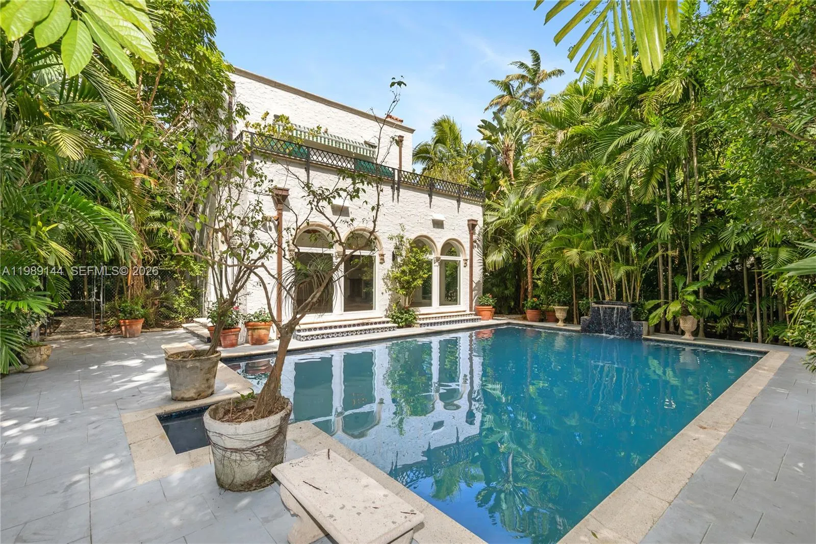 En Venta 3685 Royal Palm Avenue, Miami, FL 33133, Miami, FL 33133