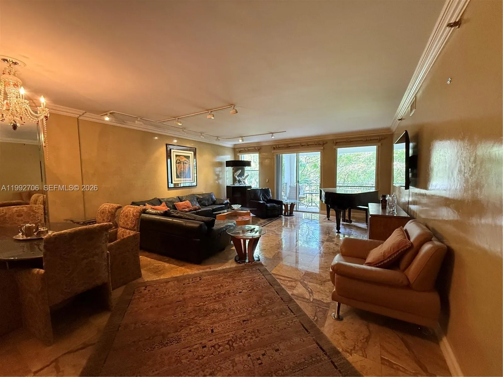 Alquilada 3700 Island Boulevard C203, Aventura, FL 33160, Aventura, FL 33160