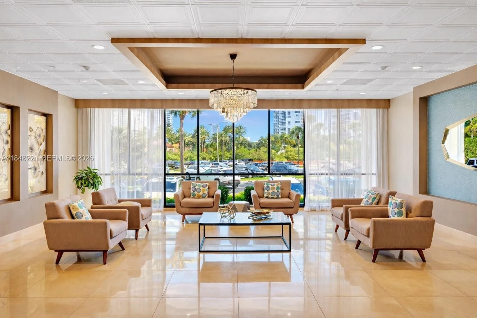 Foto de propiedad en 3701 N Country Club Drive 204, Aventura, FL 33180 Aventura con MLS# 