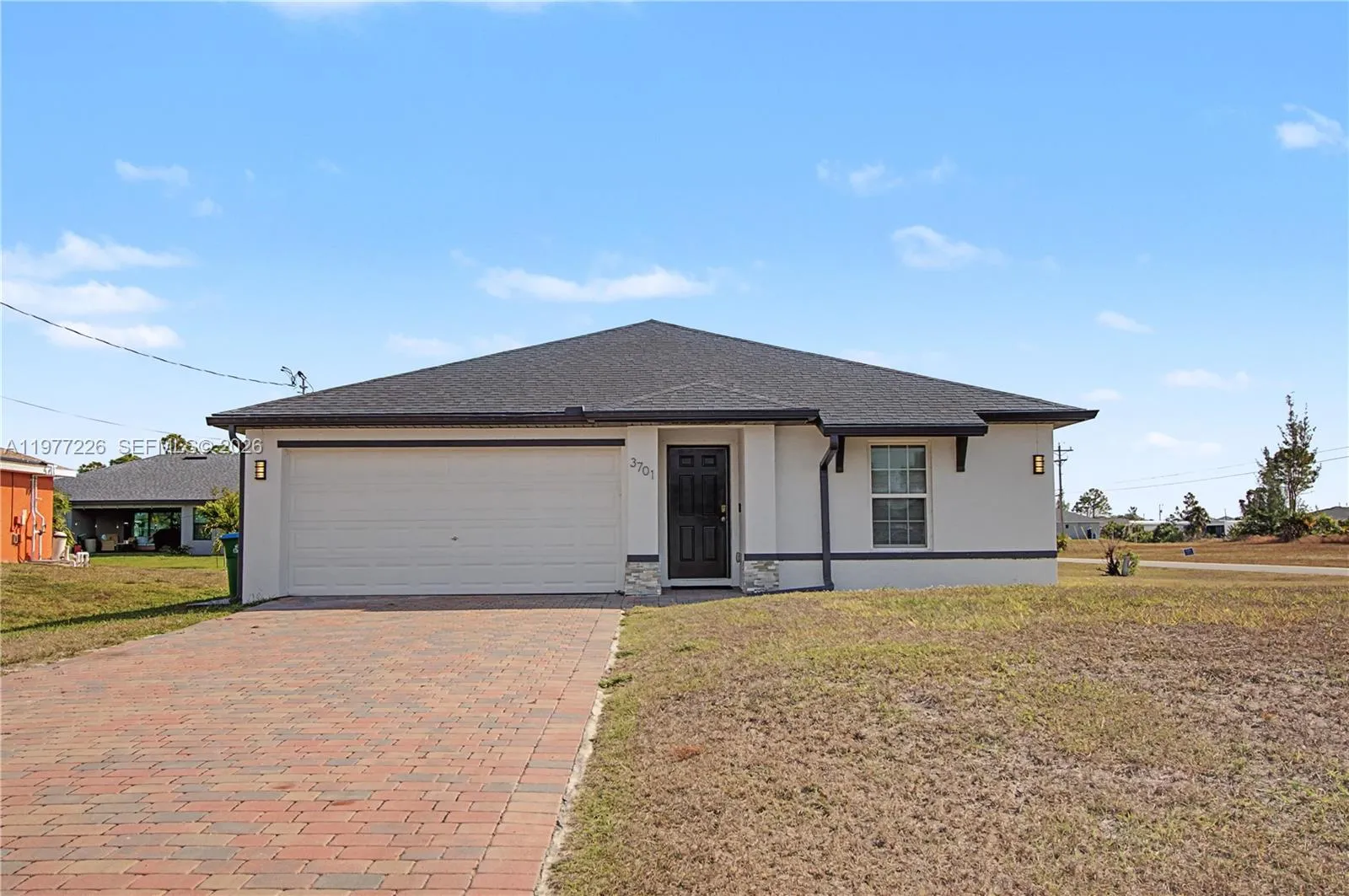 Vendido 3701 NE 14th Avenue, Cape Coral, FL 33909, Cape Coral, FL 33909