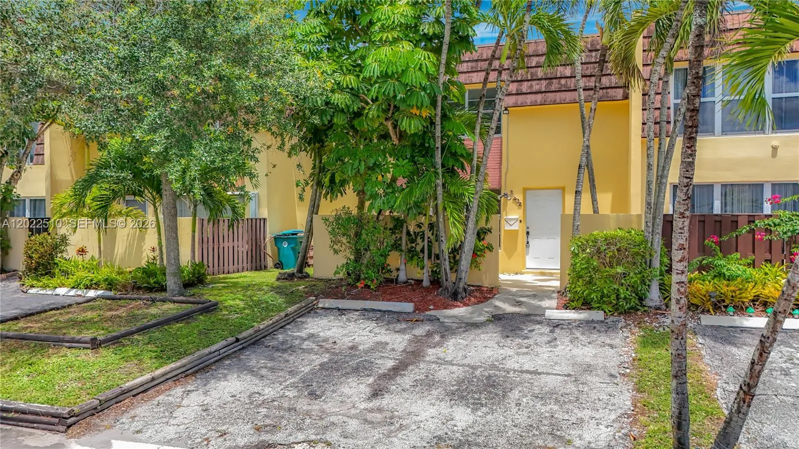 Vendido 3702 SW 60th Terrace 31, Davie, FL 33314, Davie, FL 33314