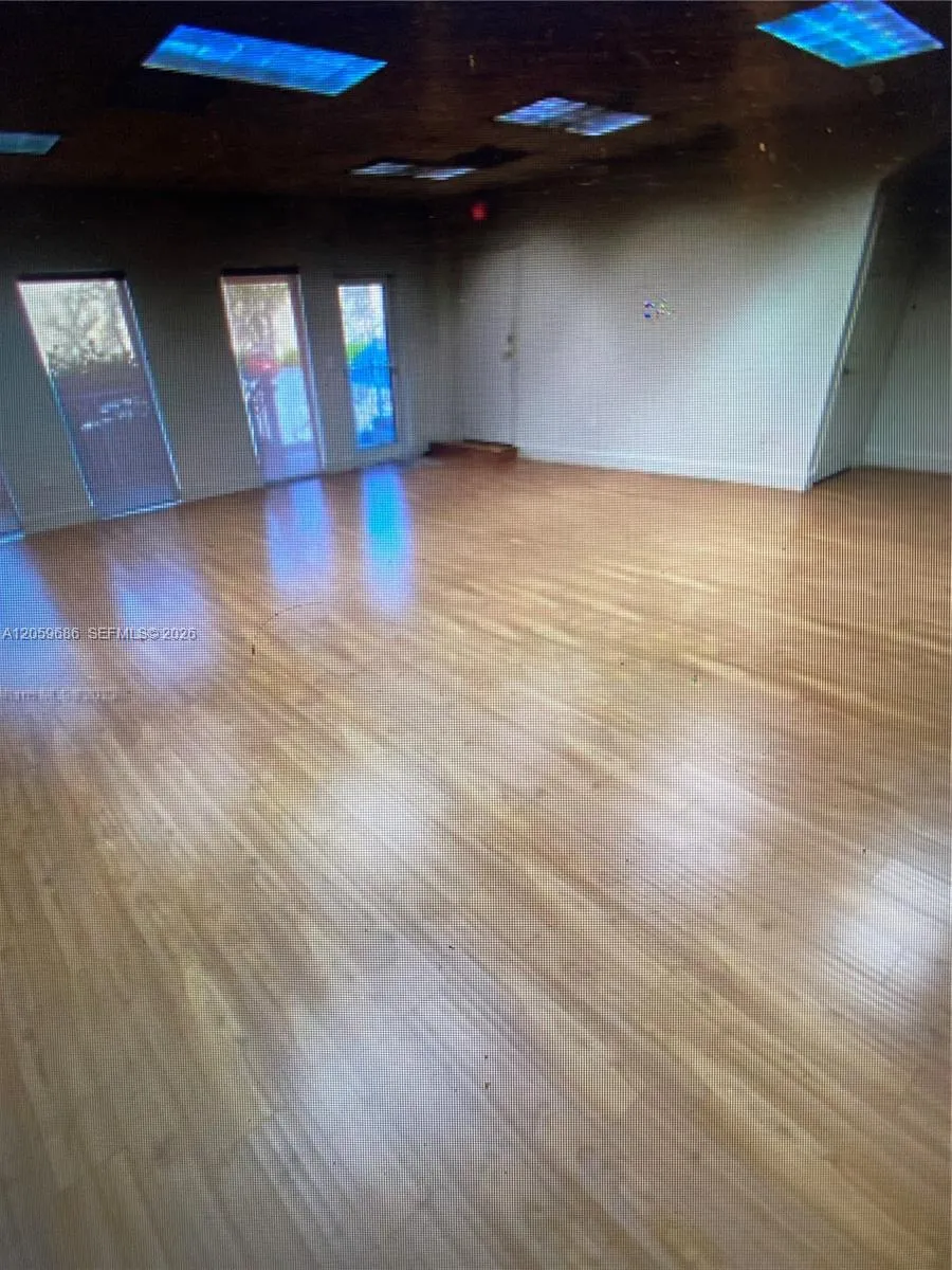 Foto de propiedad en 3705 NW 115th Avenue 4, Doral, FL 33178 Doral con MLS# 