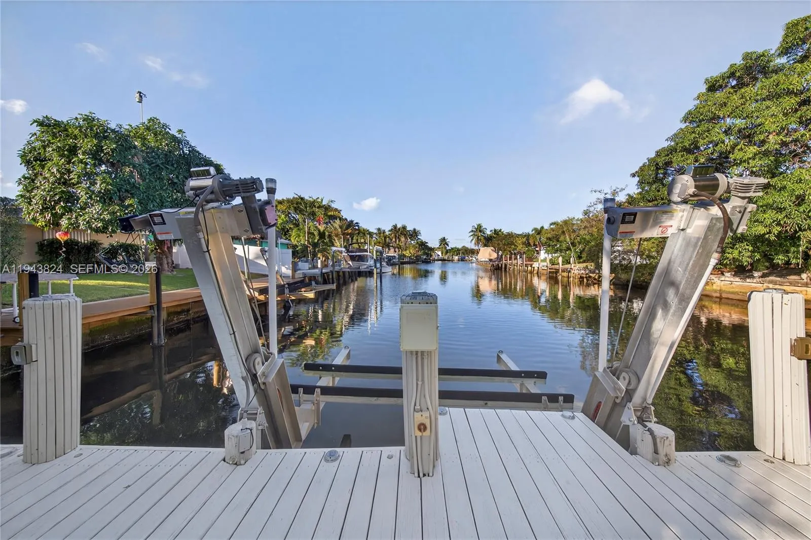 Foto de propiedad en 371 SE 3rd Street, Pompano Beach, FL 33060 Pompano Beach con MLS# 