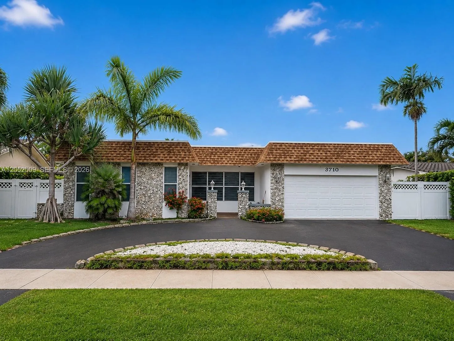 En Venta 3710 N 54th Avenue, Hollywood, FL 33021, Hollywood, FL 33021