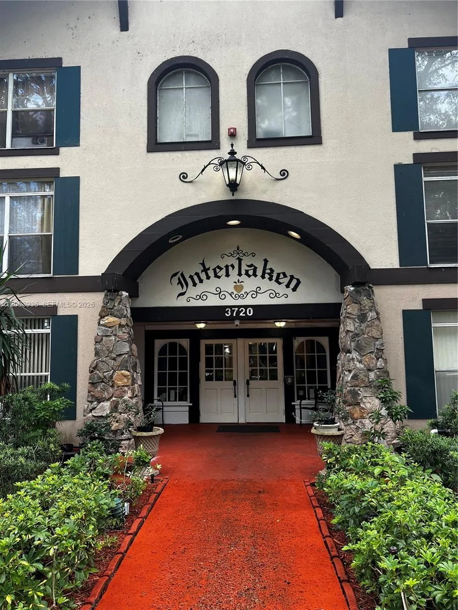En Renta 3720 Inverrary Drive 1W, Lauderhill, FL 33319, Lauderhill, FL 33319
