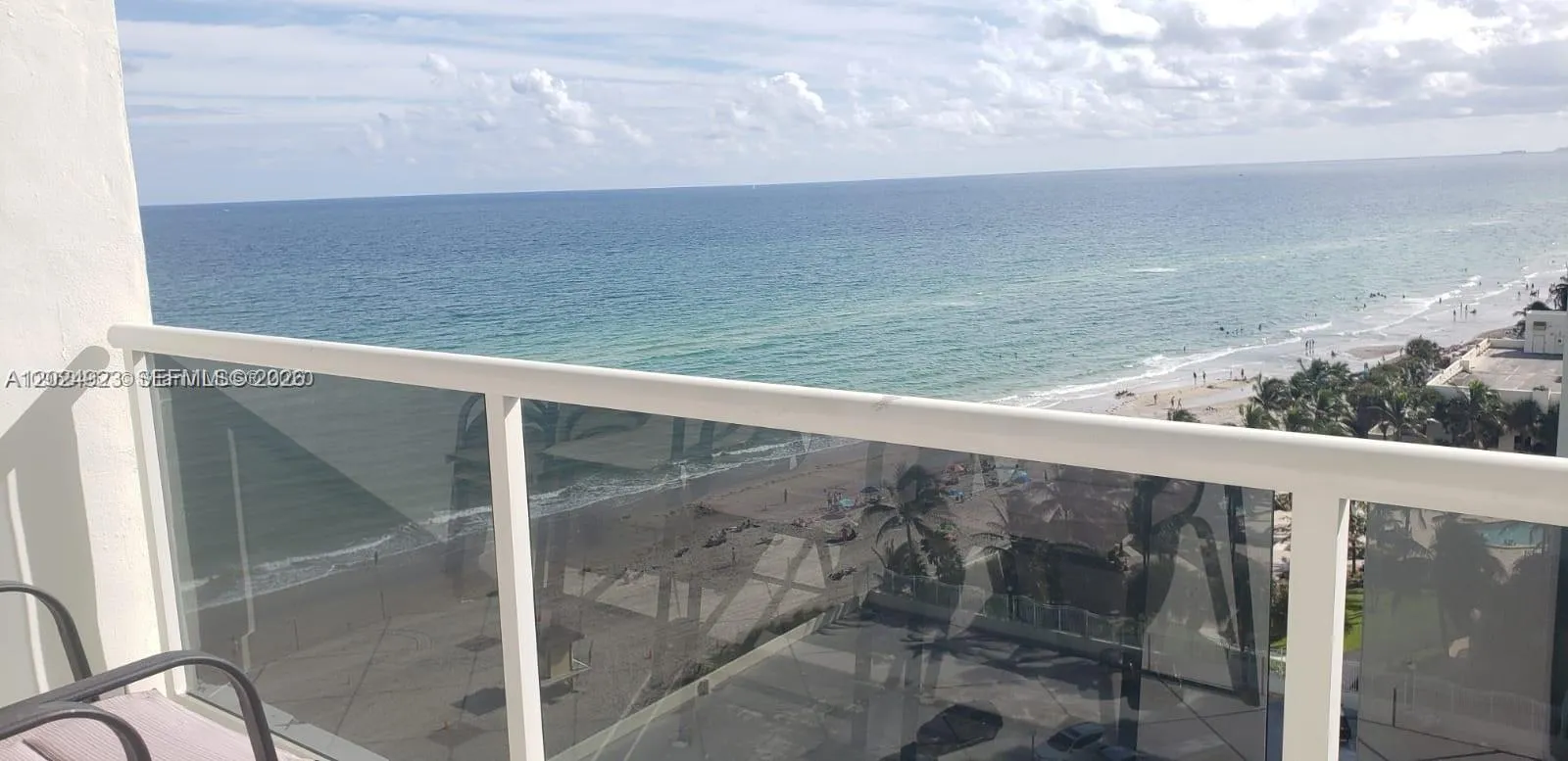 Foto de propiedad en 3725 S Ocean Drive 1208, Hollywood, FL 33019 Hollywood con MLS# 