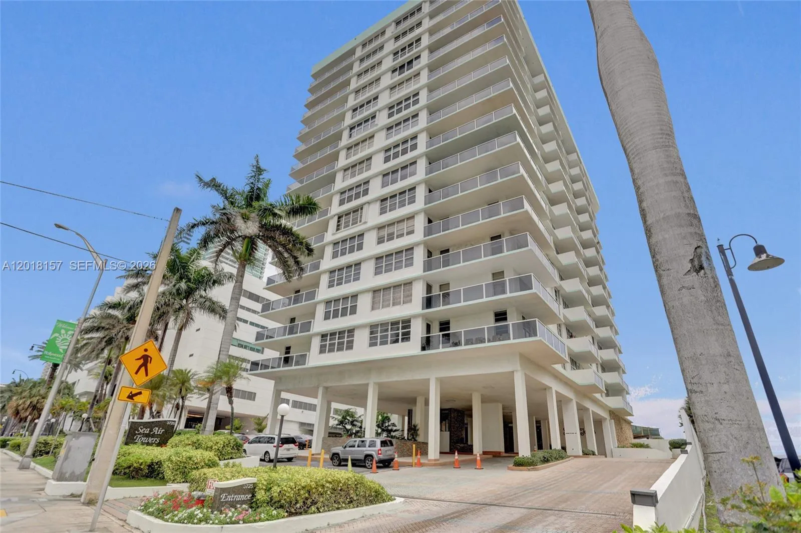 Foto de propiedad en 3725 S Ocean Drive 1419, Hollywood, FL 33019 Hollywood con MLS#